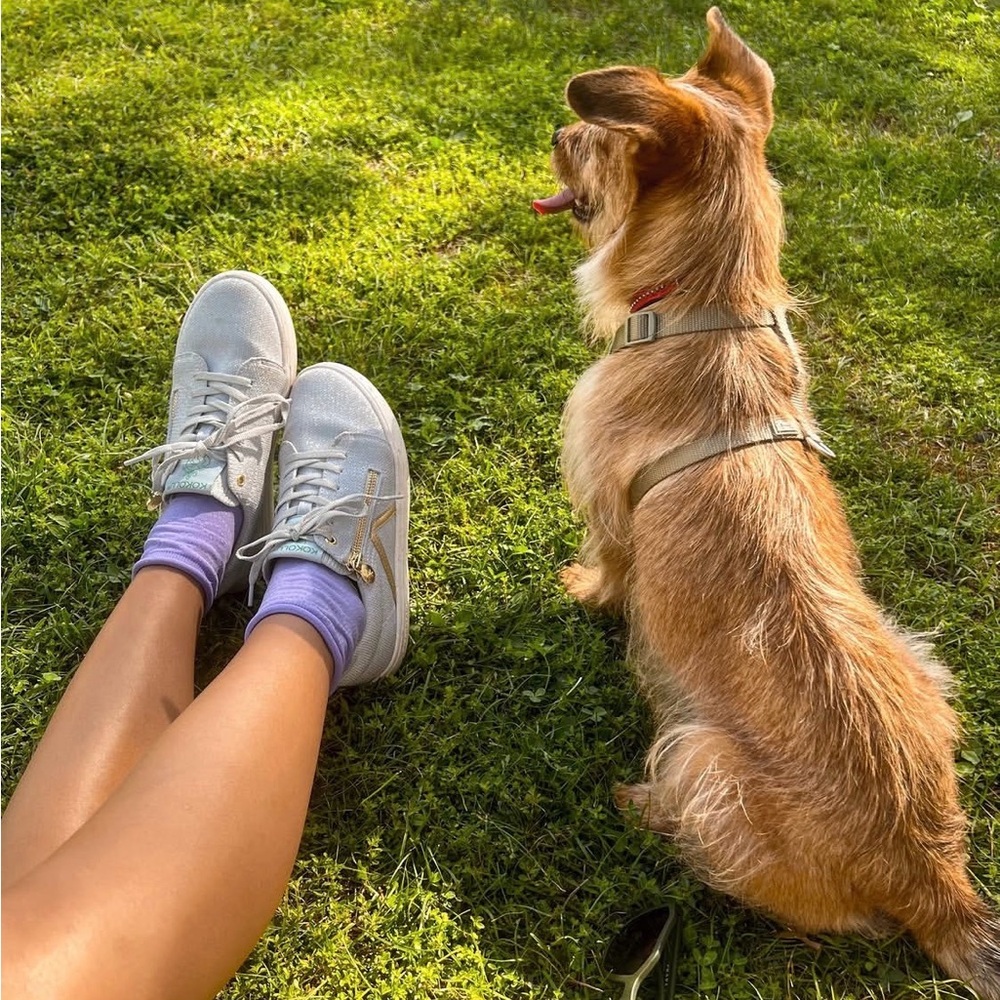 Women's White Sneakers w/ Subtle Metallic Accent & Charm